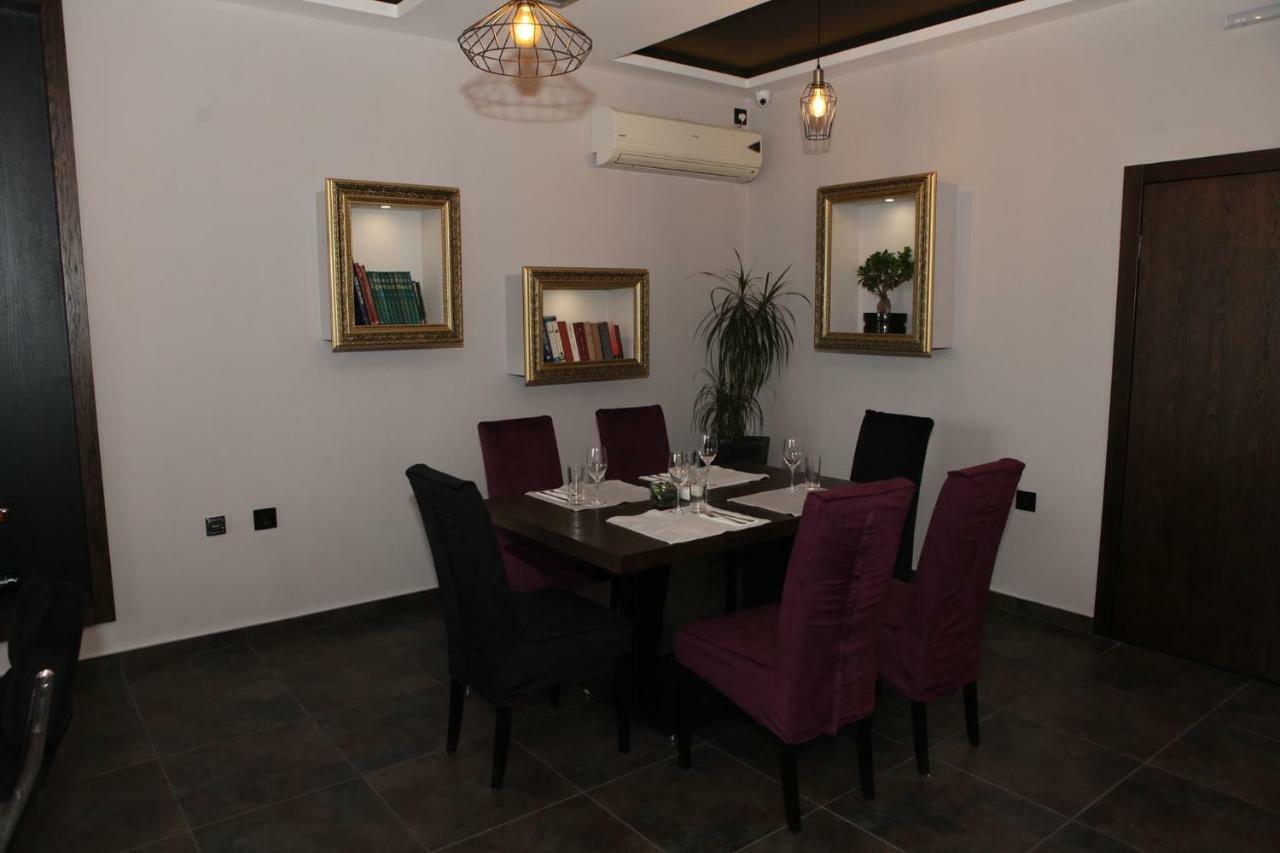 Restaurant&Rooms 035 패레신 외부 사진